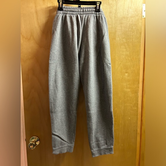 Kids Nike joggers - Picture 3 of 4